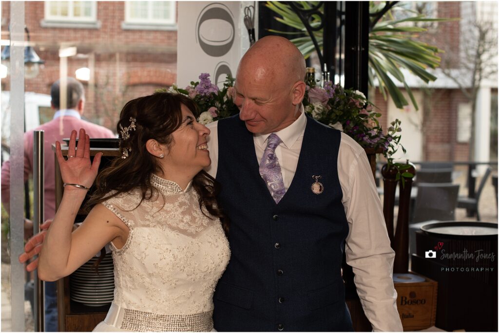 Bride and groom at Posillipo in Faversham
